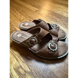 Earth Shoe Leather Sandal in Oak Size 8